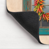 Südwest Chile Kranz auf Rustic Blue Wood Window Mousepad (Ecke)