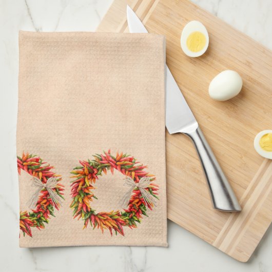 Südwest Chile Ristra Wreath auf Adobe Wall Geschirrtuch (Viertel Falte)