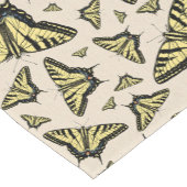 Südwest-Gelbe Frack-Schmetterlinge überall Kurzer Tischläufer (Ecke)