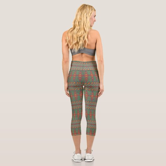 Südwest-Sagebrush Grünes geometrisches Design Capri Leggings (Rückseite)