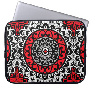 Südwestliche Sonne Mandala Batik, rot, schwarz und Laptopschutzhülle
