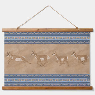 Südwestpronghorn Antelope Herde mit blauer Grenze Wandteppich Mit Holzrahmen
