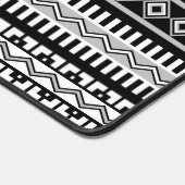 Südwestschwarz und weiß geometrisches Muster Schreibtischunterlage (Ecke)