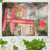 Suehiro Ogami Shrine (Fortune Frog Shrine) Geschirrtuch (Gefaltet)