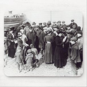Suffragettes in Hastings, 1908 Mousepad