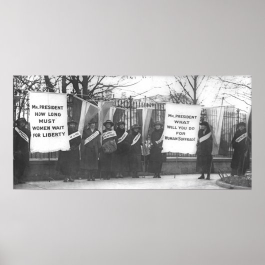Suffragettes Picket im Weißen Haus Poster (Vorne)