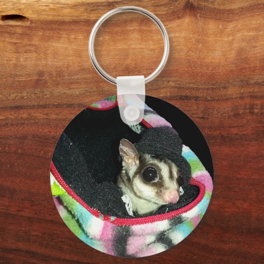 Sugar Glider mit einem Hut Schlüsselanhänger (Vorderseite)