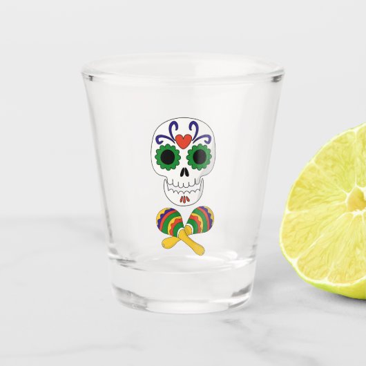 Sugar Skull & Maracas Día de Muertos Party Schnapsglas (Vorderseite)