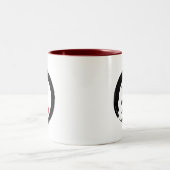 Sumi Kreis mit Ruhe-Kalligraphie Zweifarbige Tasse (Mittel)