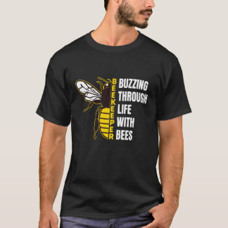 Summend durchs Leben mit Bienen Lustige Imkerei Ho T-Shirt