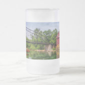 Summer at War Eagle Mill Mattierte Tasse (Mittel)