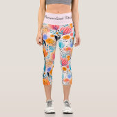 Summer Bloom Pattern - farbenfroh und whimsisch Capri Leggings (Vorderseite)