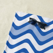 Summer Blue Zickzack Zig Zag Streifen Monogramm Strandtuch (Beispiel)