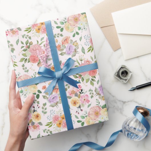 Summer Boho Floral on Off White Geschenkpapier (Schenken)