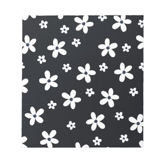 Summer Boho Schwarz-weiß Daisy Blume Notizblock (Vorderseite)