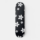 Summer Boho Schwarz-weiß Daisy Blume Skateboard (Vorderseite)