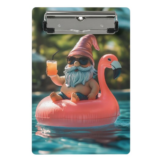 Summer Gnome in Sonnenbrille auf Flamingo Float Mini Klemmbrett (Vorderseite)