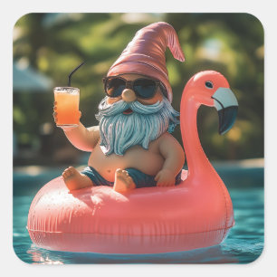Summer Gnome in Sonnenbrille auf Flamingo Float Quadratischer Aufkleber