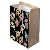 Summer Goth Skulls Eiscreme Spooky Mittlere Geschenktüte (Vorderseite Schrägansicht)