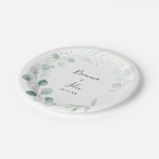Summer Green Eucalyptus Foliage Hochzeitstorte Pappteller (Schrägansicht)