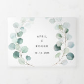 Summer Green Eucalyptus Foliage Wedding Dreifach Gefaltete Einladung (Cover)