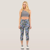 Summer Hydrangea Garden Capri Leggings (Vorderseite)