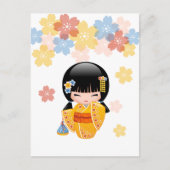 Summer Kokeshi Doll - Gelbes Kimono Beste Wünsche Postkarte (Vorderseite)