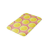 Summer Lemon Slices Pattern Badematte (Schrägansicht)