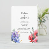 Summer Meadow Wildblume Blau Moderne Hochzeit Einladung (Stehend Vorderseite)