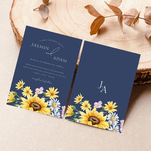 Summer Navy Blue Sunflowers Monogram Wedding Einladung