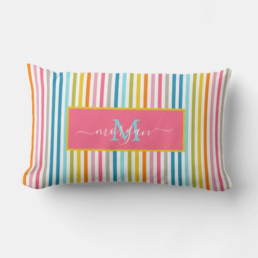 Summer Rainbow Strips Monogram Script Lendenkissen (Vorderseite)