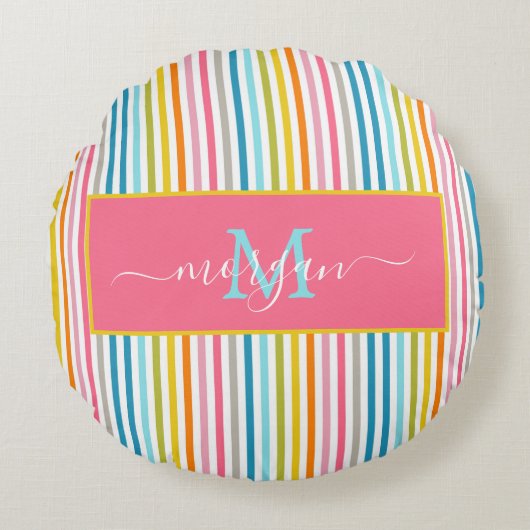 Summer Rainbow Strips Monogram Script Rundes Kissen (Vorderseite)