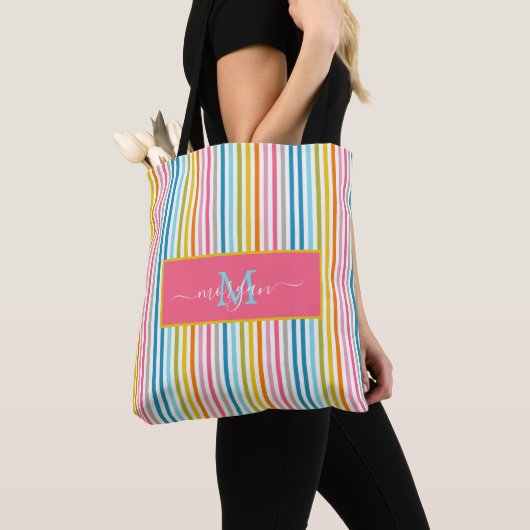 Summer Rainbow Strips Monogram Script Tasche (Von Nahem)