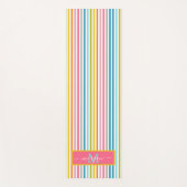 Summer Rainbow Strips Monogram Script Yogamatte (Vorderseite)