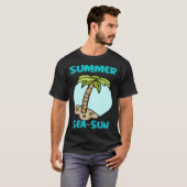 SUMMER SEA SUN Season pun Beach Vacation T-Shirt (Vorne ganz)