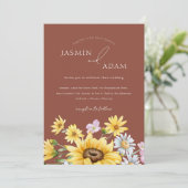 Summer Terracotta Sunflowers Monogram Wedding Einladung (Stehend Vorderseite)
