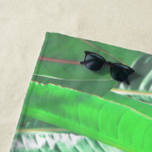 Summer Vibes Banana Tree Blätter Blassgrüne Pastel Strandtuch (Beispiel)