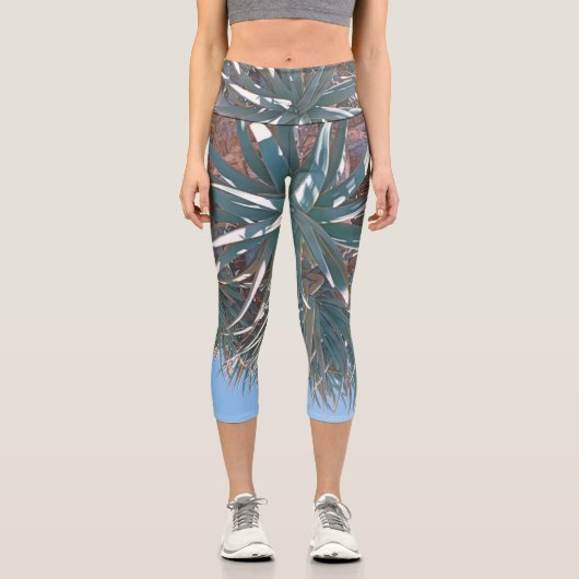 Summer Vibes Palm Tree Blätter Blassgrün Capri Leggings (Vorderseite)