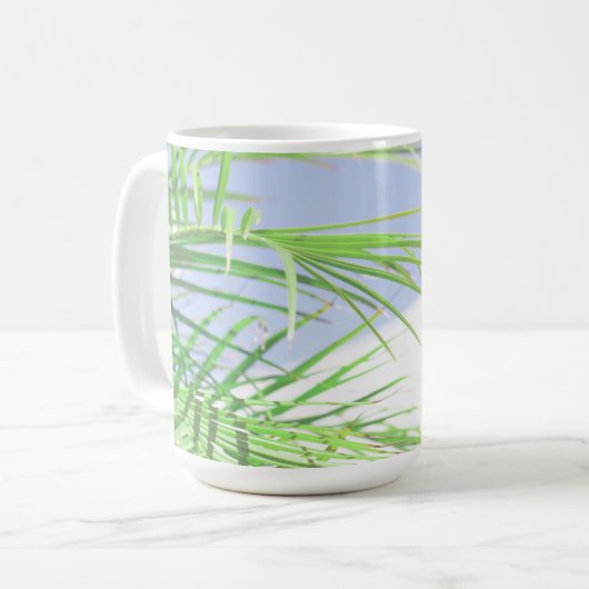 Summer Vibes Palm Tree Blätter Blassgrüne Pastel Kaffeetasse (Vorderseite Links)