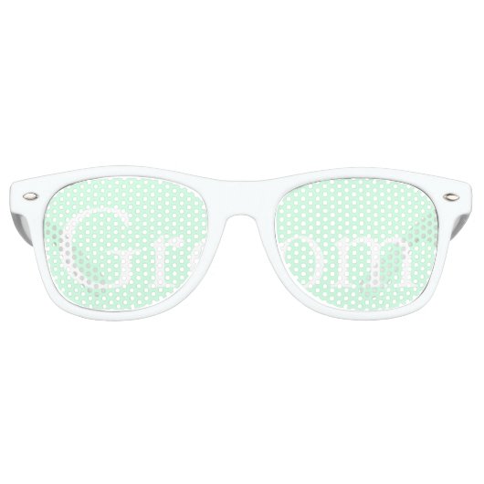 Summermint Pastel Green Mint Wedding Sonnenbrille (Vorderseite)