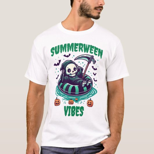 Summerween Stimmung – entspannter Sensenmann T-Shirt (Vorderseite)