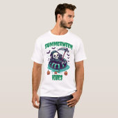 Summerween Stimmung – entspannter Sensenmann T-Shirt (Vorne ganz)