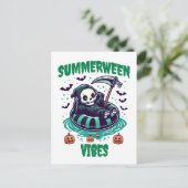 Summerween Vibes - Sensenmann entspannt Postkarte (Stehend Vorderseite)