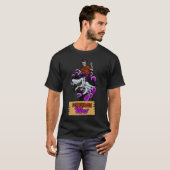 Summerween Vibes Skeleton Riding a Shark T-Shirt (Vorne ganz)