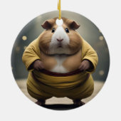 "Sumo Squeakdown: The Mighty Guinea Pig Wrestler" Keramik Ornament (Hinten)