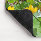 Sumpfdotterblumen mit einem Trillium Mousepad (Ecke)