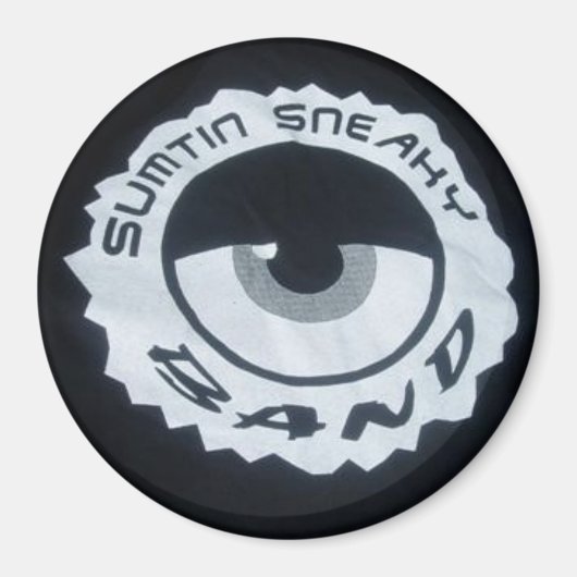 SumtinSneaky Magnet (Vorne)