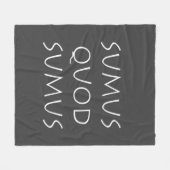Sumus quod sumus fleecedecke (Vorderseite (Horizontal))