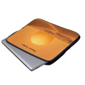 Sun Abstract Amber Modern Minimalist Laptopschutzhülle (Vorne Knopf)