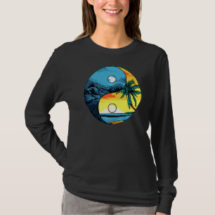Sun and Moon Yin and Yang Retro Beach Mountains su T-Shirt
